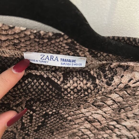 Zara Snakeskin Shirt - Picture 2 of 2